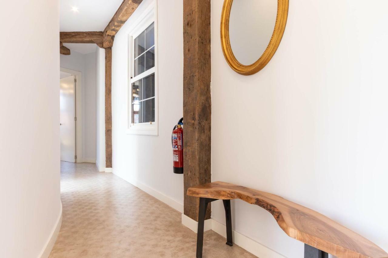 Acogedor, De Diseno Moderno En Zona Antigua Apartment Bilbao Luaran gambar